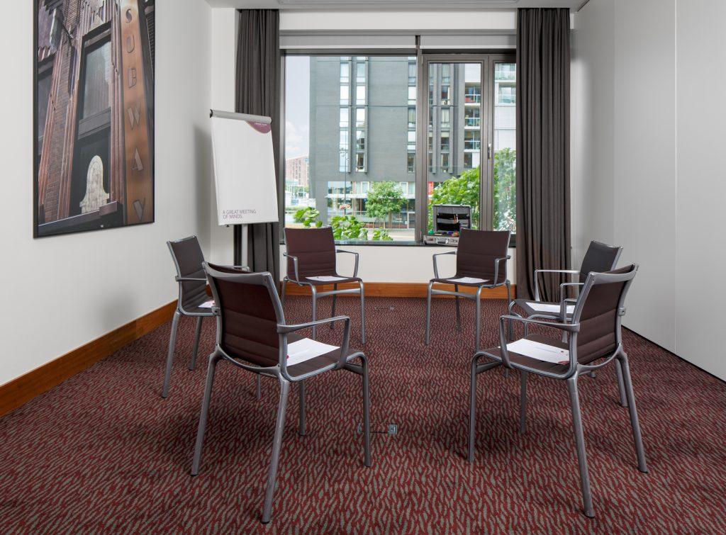 Avenue - Circle of Chairs for your meetings and events at Crowne Plaza Amsterdam South